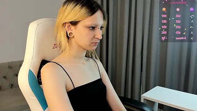 Lexy-Woorhez online show from October 2025 11:20:02 AM