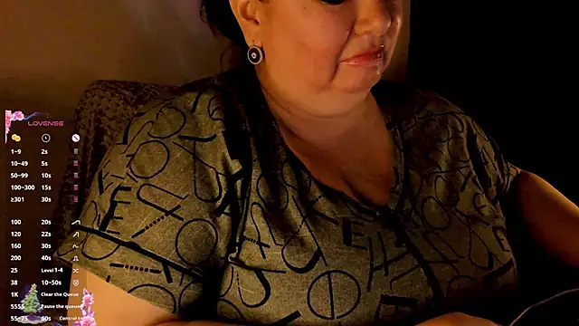 SexxyDreams1 online show from December 2024 10:44:02 AM