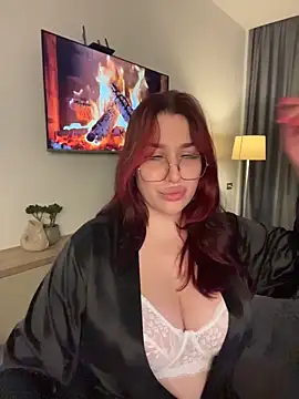 Snapshot of VikiDemi chatting on June 2026 10:00:01 PM VikiDemi online show from June 2026 10:00:01 PM