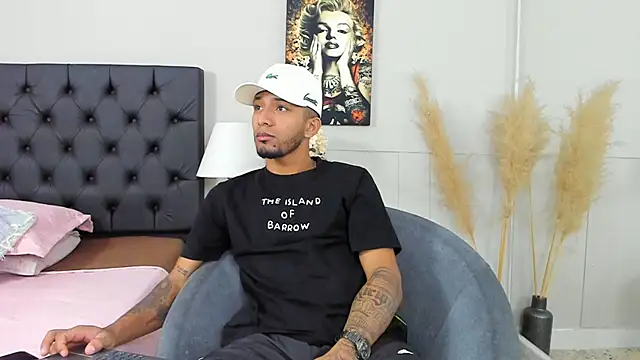 Robin Rief online show from February 2025 03:32:02 AM