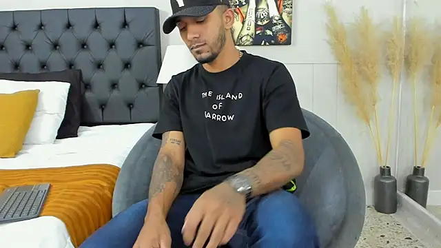 Robin Rief online show from February 2025 03:26:02 AM