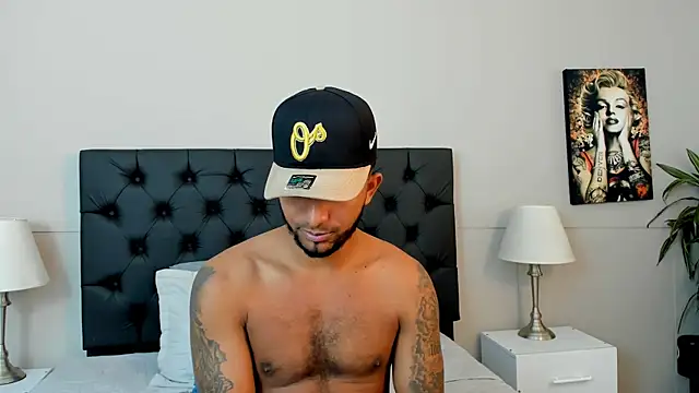 Robin Rief online show from October 2025 03:26:02 AM