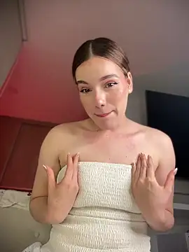 NicoleCut online show from July 2026 11:46:02 PM