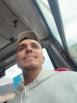 Snapshot of adam-rivera chatting on March 2026 09:10:01 PM adam-rivera online show from March 2026 09:10:01 PM