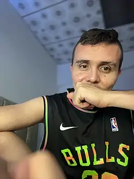 Snapshot of adam-rivera chatting on April 2026 05:19:08 AM adam-rivera online show from April 2026 05:19:08 AM