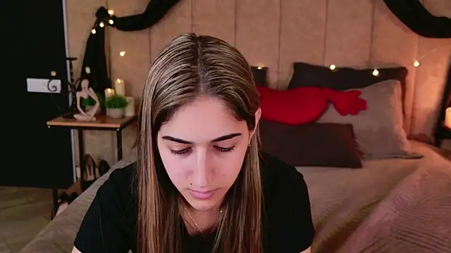 Teresa Stane online show from February 2025 02:52:01 PM