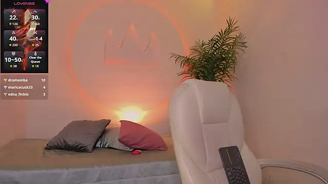 Ariana Pierce online show from November 2025 01:37:02 PM