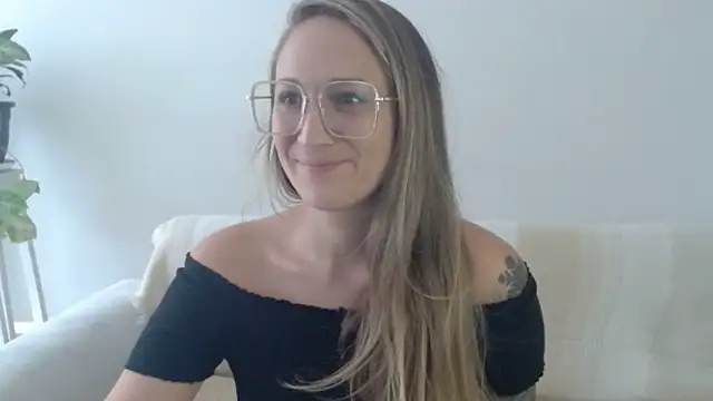 CabledHeredity online show from January 2025 01:41:01 PM