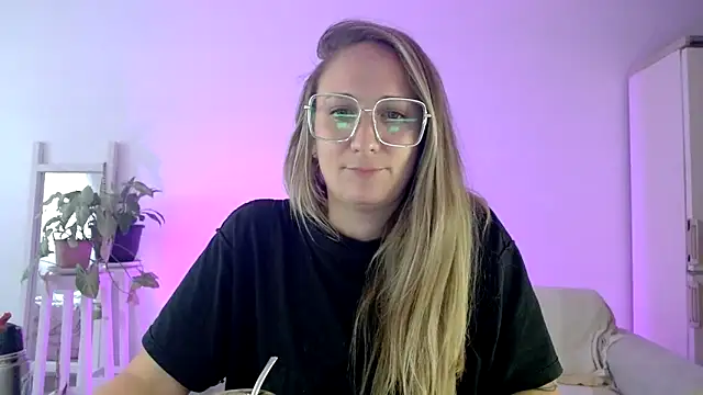 CabledHeredity online show from February 2025 09:21:02 PM