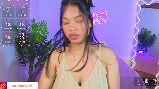 Snapshot of penelope_tay1 chatting on February 2025 04:14:02 AM penelope tay1 online show from February 2025 04:14:02 AM