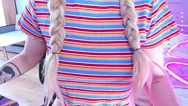 Amy honey angel online show from February 2026 11:20:02 AM