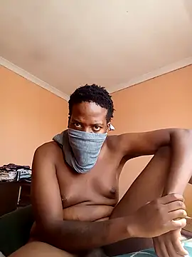 Snapshot of Bigntot chatting on September 2025 09:22:02 AM Bigntot online show from September 2025 09:22:02 AM