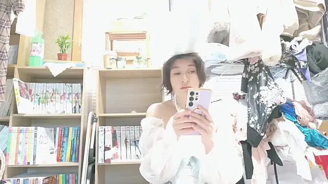 Snapshot of morikawa_sayaka chatting on October 2025 11:35:01 PM morikawa sayaka online show from October 2025 11:35:01 PM