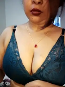 Fuck Girl Nuri online show from May 2026 06:18:02 AM