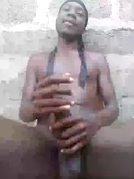 Snapshot of GOLDEN_HQUR chatting on January 2025 03:55:02 PM GOLDEN HQUR online show from January 2025 03:55:02 PM