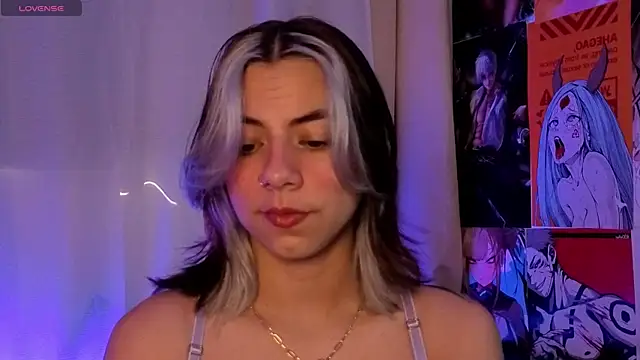 ArtemisaBlake online show from April 2026 03:50:01 PM