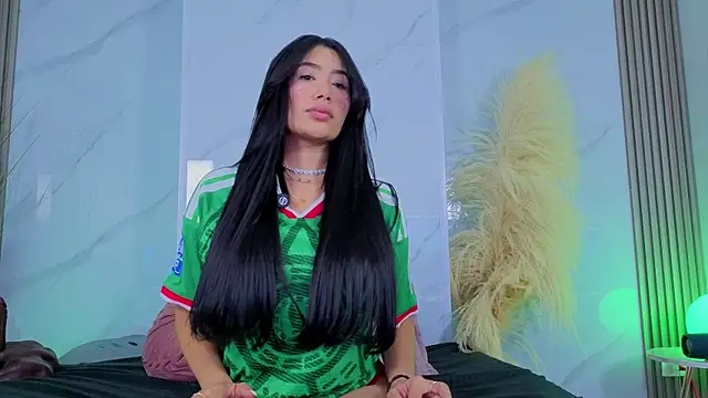 Chlooee   online show from July 2026 01:16:01 AM
