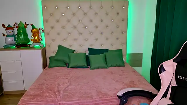 KattieSims online show from January 2025 04:27:02 AM
