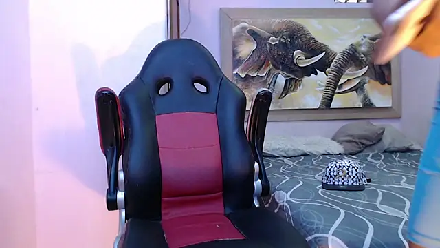 Snapshot of mr_stiven_ chatting on March 2025 02:19:02 AM mr stiven  online show from March 2025 02:19:02 AM