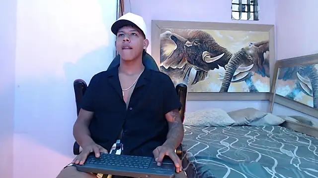 Snapshot of mr_stiven_ chatting on March 2025 05:21:02 AM mr stiven  online show from March 2025 05:21:02 AM