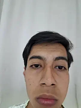 Snapshot of Breek chatting on February 2026 07:48:01 AM Breek online show from February 2026 07:48:01 AM