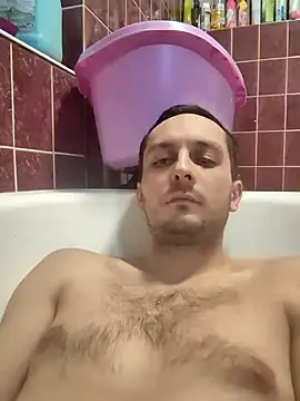 Snapshot of Kondzio chatting on December 2024 07:10:01 PM Kondzio online show from December 2024 07:10:01 PM