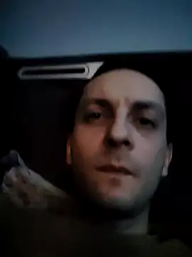 Snapshot of Kondzio chatting on December 2024 12:04:01 AM Kondzio online show from December 2024 12:04:01 AM