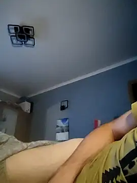 Snapshot of Kondzio chatting on September 2025 09:15:01 PM Kondzio online show from September 2025 09:15:01 PM