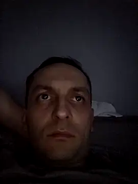 Snapshot of Kondzio chatting on April 2026 05:44:02 PM Kondzio online show from April 2026 05:44:02 PM