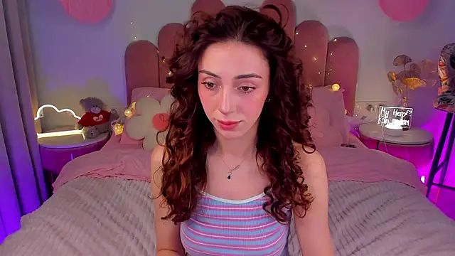 ElsaYoung online show from February 2025 08:26:02 PM