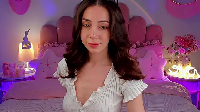 ElsaYoung online show from May 2026 07:12:02 PM