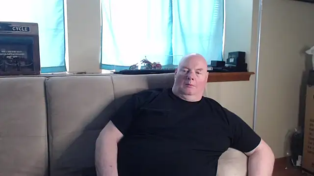 harley99574 online show from April 2026 01:36:02 PM