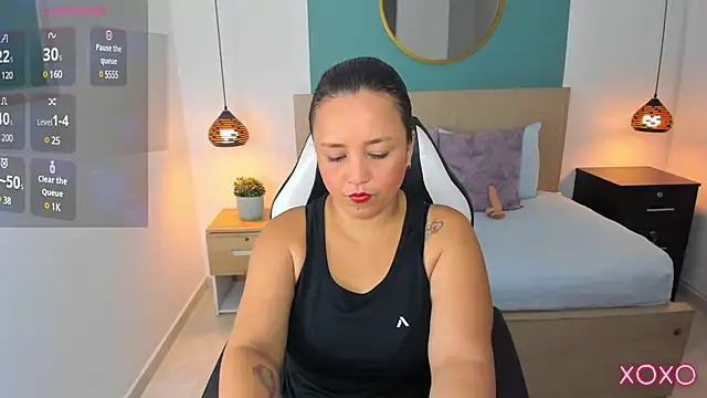 Snapshot of linda_rios_ chatting on February 2025 01:36:01 AM linda rios online show from February 2025 01:36:01 AM