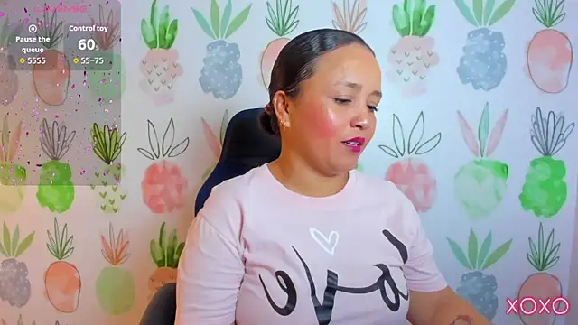 linda rios  online show from November 2025 07:14:01 PM