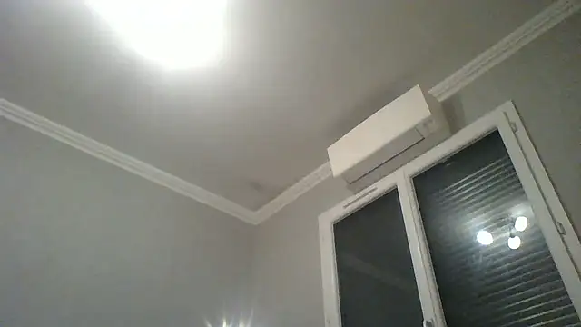 Snapshot of Cally-n chatting on January 2025 08:50:01 PM Cally-n online show from January 2025 08:50:01 PM