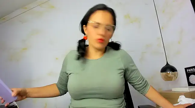 africa holmes online show from March 2025 02:04:01 AM