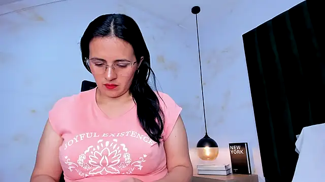 africa holmes online show from October 2025 02:03:02 AM