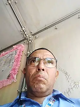 Snapshot of Alex011277 chatting on October 2025 03:53:01 PM Alex011277 online show from October 2025 03:53:01 PM