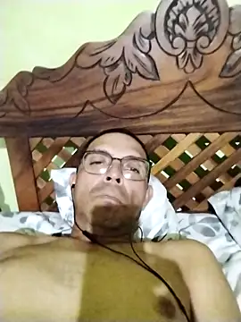 Snapshot of Alex011277 chatting on October 2025 11:33:02 AM Alex011277 online show from October 2025 11:33:02 AM