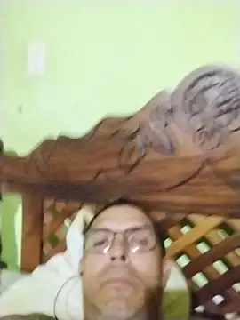 Snapshot of Alex011277 chatting on October 2025 01:40:02 PM Alex011277 online show from October 2025 01:40:02 PM