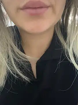 Snapshot of Gamzemm8888 chatting on March 2025 12:20:01 PM Gamzemm8888 online show from March 2025 12:20:01 PM