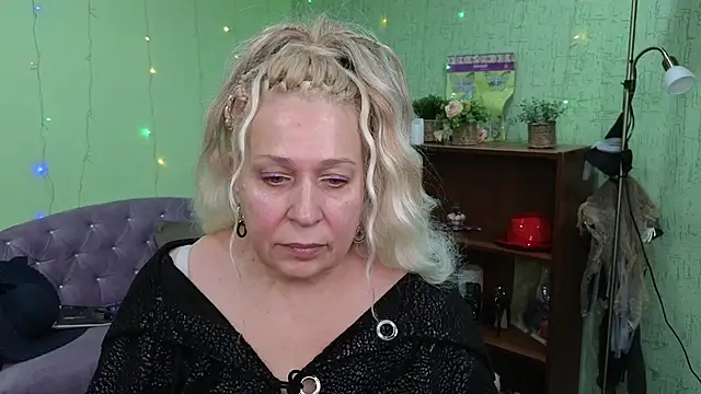 Snapshot of Penelope_Pinky chatting on December 2024 04:19:01 PM Penelope Pinky online show from December 2024 04:19:01 PM