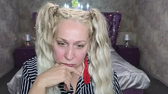 Snapshot of Penelope_Pinky chatting on January 2025 02:51:01 PM Penelope Pinky online show from January 2025 02:51:01 PM