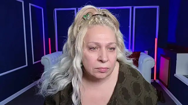 Snapshot of Penelope_Pinky chatting on January 2025 04:50:02 PM Penelope Pinky online show from January 2025 04:50:02 PM