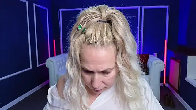 Snapshot of Penelope_Pinky chatting on January 2025 07:53:01 PM Penelope Pinky online show from January 2025 07:53:01 PM