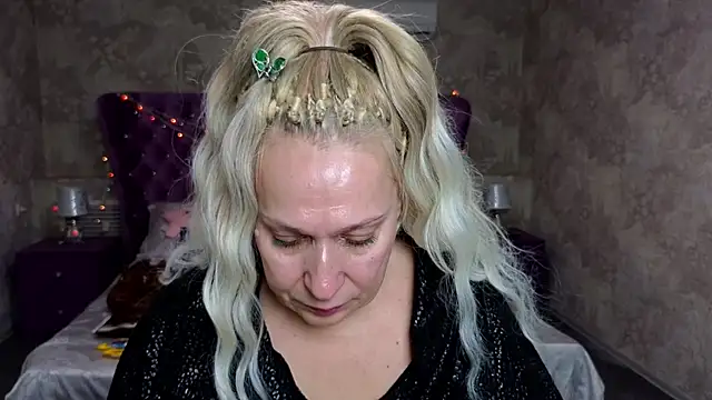 Snapshot of Penelope_Pinky chatting on January 2025 05:45:02 PM Penelope Pinky online show from January 2025 05:45:02 PM