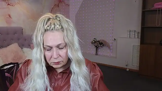 Snapshot of Penelope_Pinky chatting on January 2025 05:19:01 PM Penelope Pinky online show from January 2025 05:19:01 PM