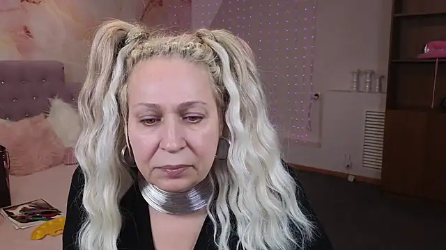 Snapshot of Penelope_Pinky chatting on January 2025 05:06:01 PM Penelope Pinky online show from January 2025 05:06:01 PM