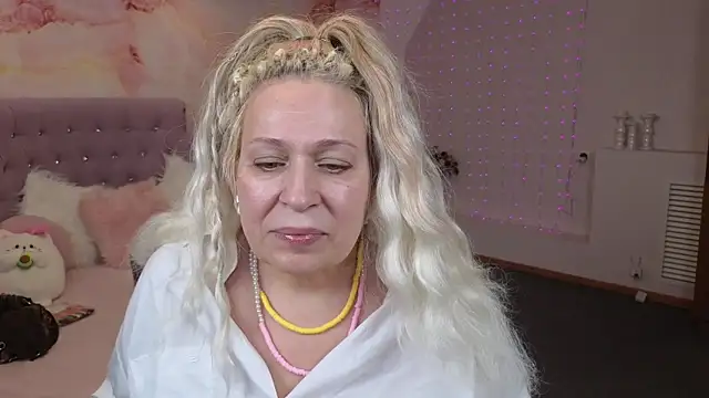 Snapshot of Penelope_Pinky chatting on January 2025 04:59:02 PM Penelope Pinky online show from January 2025 04:59:02 PM