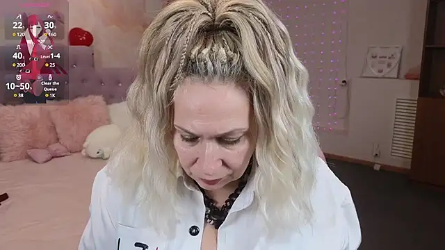 Snapshot of Penelope_Pinky chatting on February 2025 05:58:02 PM Penelope Pinky online show from February 2025 05:58:02 PM